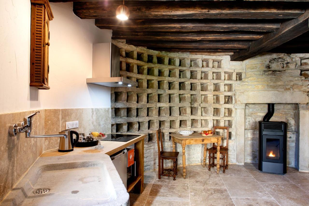 L'Hote Antique - Maison D'Hote- 4 Suites Avec Cuisine Pichanges エクステリア 写真